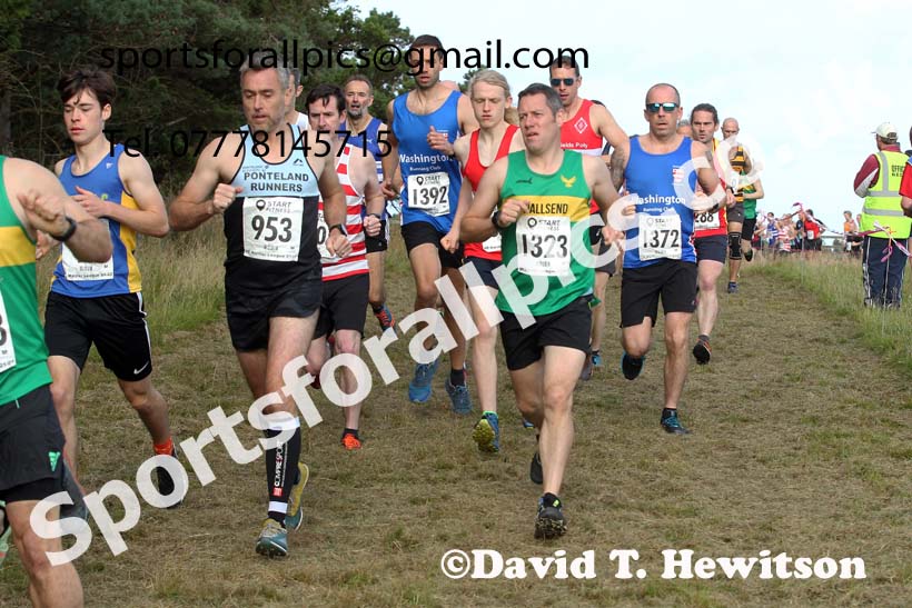 Senior mens 2021 North Eastern Harrier League, Druridge Bay. Photo: David T. Hewitson/Sports for All Pics